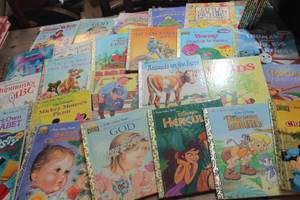lot 1924 image: Large Lot of Vintage Little Golden Books
