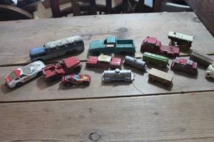 lot 1942 image: Vintage Toy Cars and More