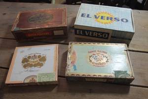 lot 1947 image: Vintage Cigar Boxes