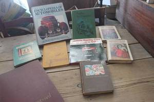 lot 2001 image: Vintage Books