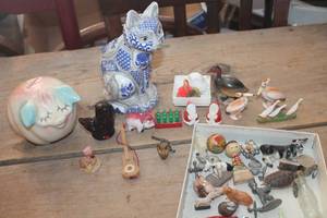 lot 2011 image: Vintage Printers Drawer Treasures & More