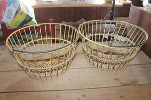 lot 2018 image: 2 Vintage Metal Chicken Egg Baskets