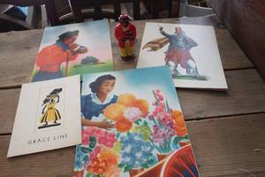 lot 2067 image: Vintage Americana Shaker and Prints