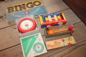 lot 2081 image: Vintage IOB Drivemeter, Poker Chips and More