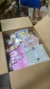 lot 4013 image: Mystery Box - Retail $0