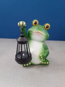 lot 978 image: Yard Garden Decoration - Retail $0