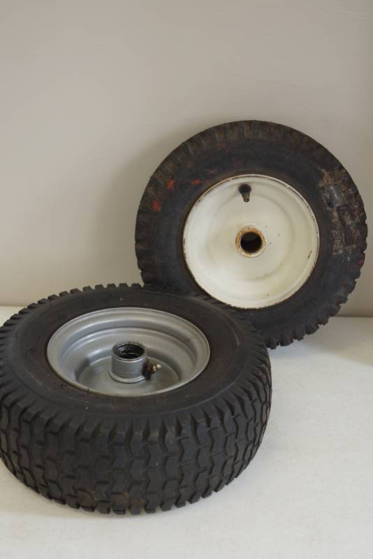 lot 6 image: Lawn Tractor Wheels and Tires
