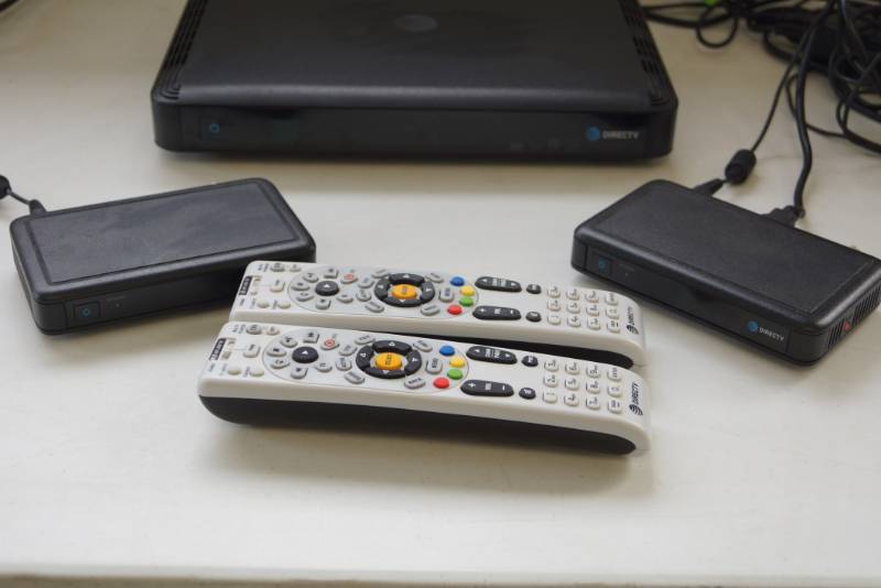 lot 29 image: Direct TV Box  and Remote Lot