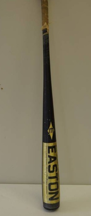 Easton Black Magic Aluminum Baseball Bat Roses Are Red Violets Are Blue Make Valentines Special For Them For You Equip Bid