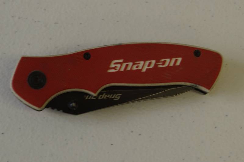 lot 62 image: Snap-On Lock Blade Knife