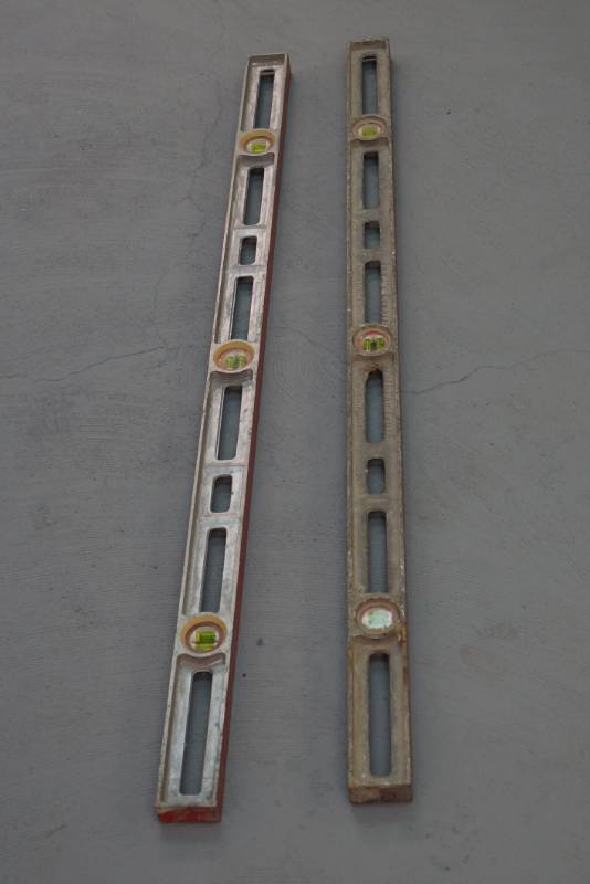 lot 48 image: Lot of 2-  4ft Bubble Levels