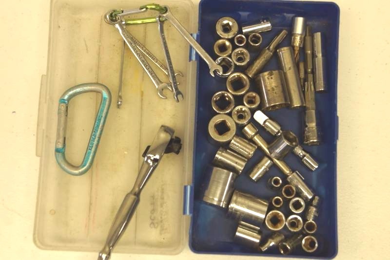 lot 57 image: Sockets and Craftsman Midget Wrench Set