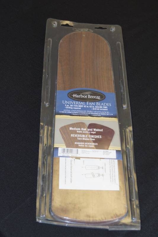 lot 115 image: New- Universal Ceiling Fan Blades