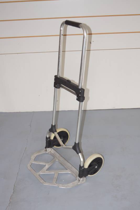lot 122 image: Handy Dandy Folding 2 Wheeler- Space Saver Aluminum Frame