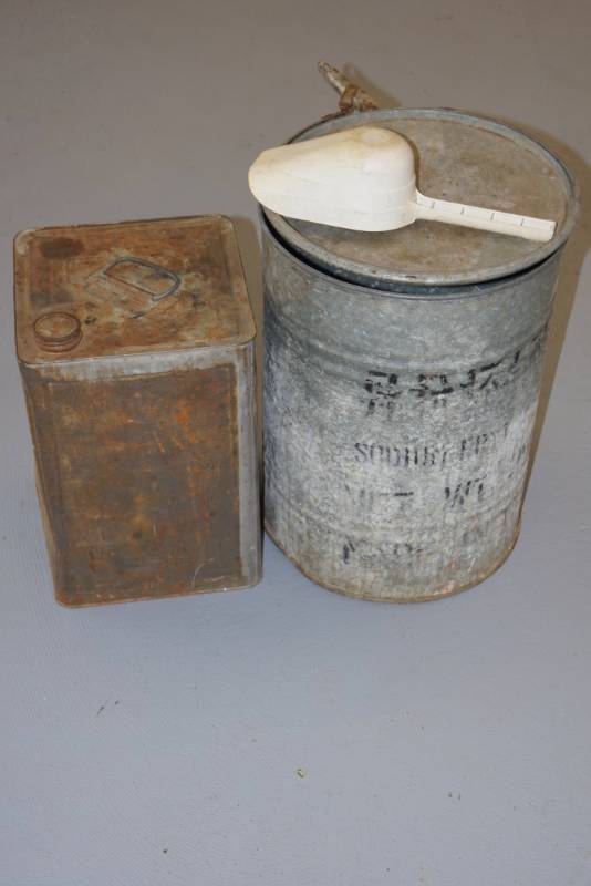 lot 138 image: Vintage Galvanized Cans- 1 With Clamp Ring Top- USE or Rustic Decor