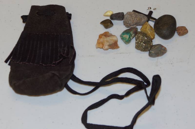 lot 168 image: Leather Pouch With Minerals and Other Rocks