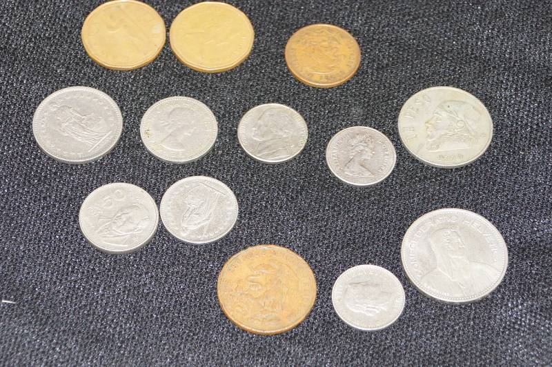 lot 214 image: Miscellaneous Lot of Foreign & American Coins