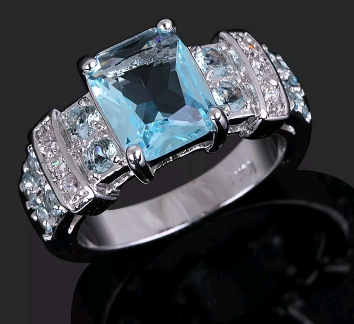 lot 266 image: NEW Aquamarine Ring  Size 10