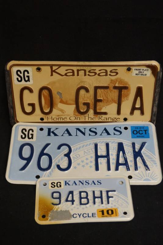 lot 306 image: Kansas Vanity License Plate with Bonus-  GO GETA  Go Getter