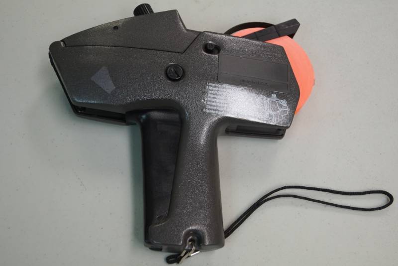 lot 328 image: MONARCH 1115 PRICE GUN LABELER