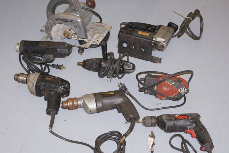 lot 336 image: Corded Power Tools  Large Lot TESTED- Drills and More