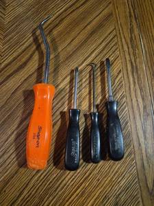 lot 107 image: Snap-on Mixed Screwdriver and Pick Tool Set