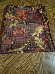 lot 111 image: Autumn Harvest Plaid Tablecloth - 60 x 102 Oblong - Better Homes and Garden