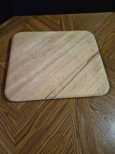lot 122 image: Kohler Wood Cutting Board Set