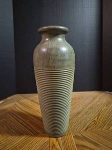 lot 129 image: Ceramic Vase with Ribbed Base and Rounded Top