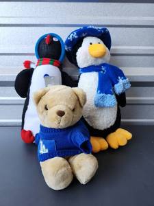 lot 215 image: Holiday Plush Toy Lot Penguin Snowman Bear LA 3 Pieces