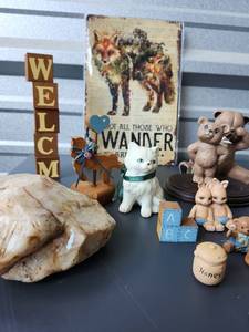 lot 229 image: Decorative Accents & Figurines Lot Bear Figurines, Sign, Wall Art, Coasters