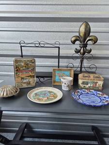 lot 235 image: Decorative Accents Lot Fleur-de-lis Finial Plate Tin Box Figurines