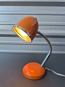 lot 249 image: Orange Desk Lamp with Flexible Gooseneck and Round Base
