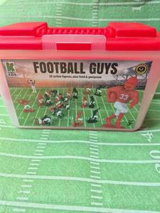 lot 298 image: Kaskey Kids Football Guys 25 Action Figures Field Goalposts - Appears Complete