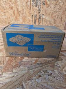 lot 307 image: The Pampered Chef Simple Additions Petite Squares Cranberry Set of 4