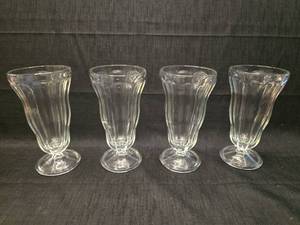 lot 2146 image: Set of 4 Footed Glasses with Ribbed Design 6.5 inches perfect for shakes, malts or sundaes