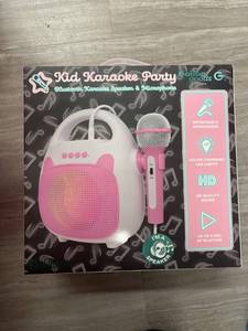 lot 58456 image: Kids Cat Karaoke Speaker and Mic