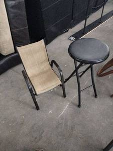 lot 63003 image: Set of 2 Miscellaneous Chairs