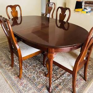 Thomasville Winston Court cherry dining set  - 3 Chairs