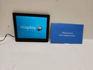 lot 35 image: Nixplay Digital Photo Frame with Remote Control