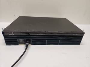 lot 38 image: Cisco 2900 Series Integrated Services Router