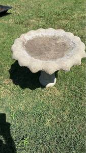 lot 203 image: Decorative Garden Bird Bath with Pedestal Base