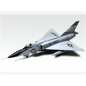 lot 222 image: Revell 148 F-106 Delta Dart Airplane Model Kit