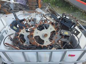 lot 5011 image: 4 Link Closer by Schaffert Mfg. - Bulk Lot