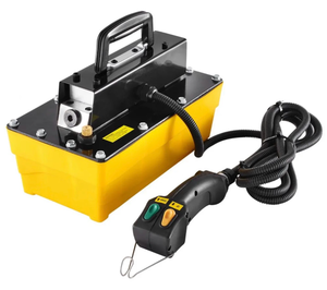 lot 18056 image: VEVOR 10,000PSI Air Hydraulic Pump, 0.61 Gal Reservoir, NPT 38 In Oil Outlet, NPT 14 In Inlet, Plastic Air Hydraulic Pump with Remote Control Actuator, for Automobile Frame Machine & Hydraulic Press - Retail $159