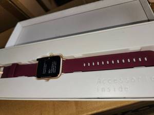 lot 21330 image: LETSCOM Smart Watch  - Retail $0