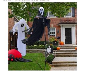 lot 7114 image: Outdoor Halloween Scarecrow Rotatable Ghost