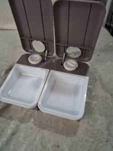 lot 76 image: PetSafe 5-Ounce Automatic Pet Feeder 2-Pack RE402-11582-11