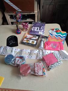 lot 130 image: Birthday Party Supplies Lot Decorations Tableware Favors