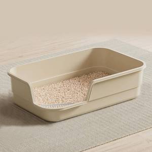 lot 8879 image: Extra Large Cat Litter Box with High Sides, Low Entry, White